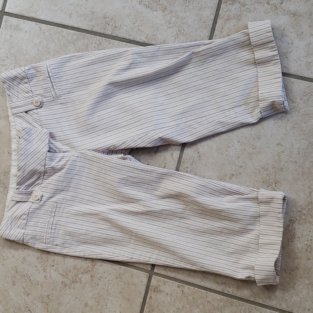 Cropped pants or long shorts